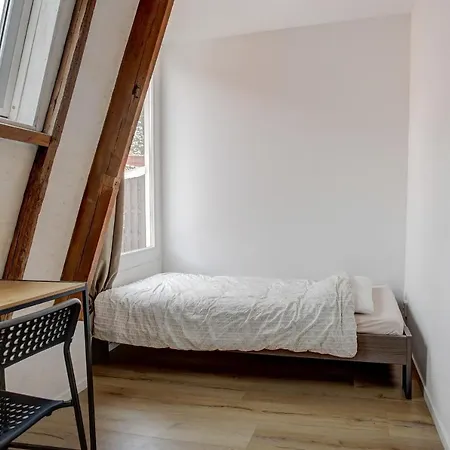 Perron 2 * Hoorn (North Holland)